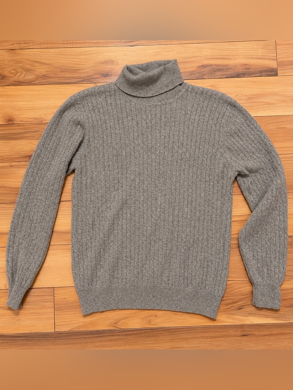 Lord & Taylor 100% Cashmere Gray Turtleneck Sweater Size L
